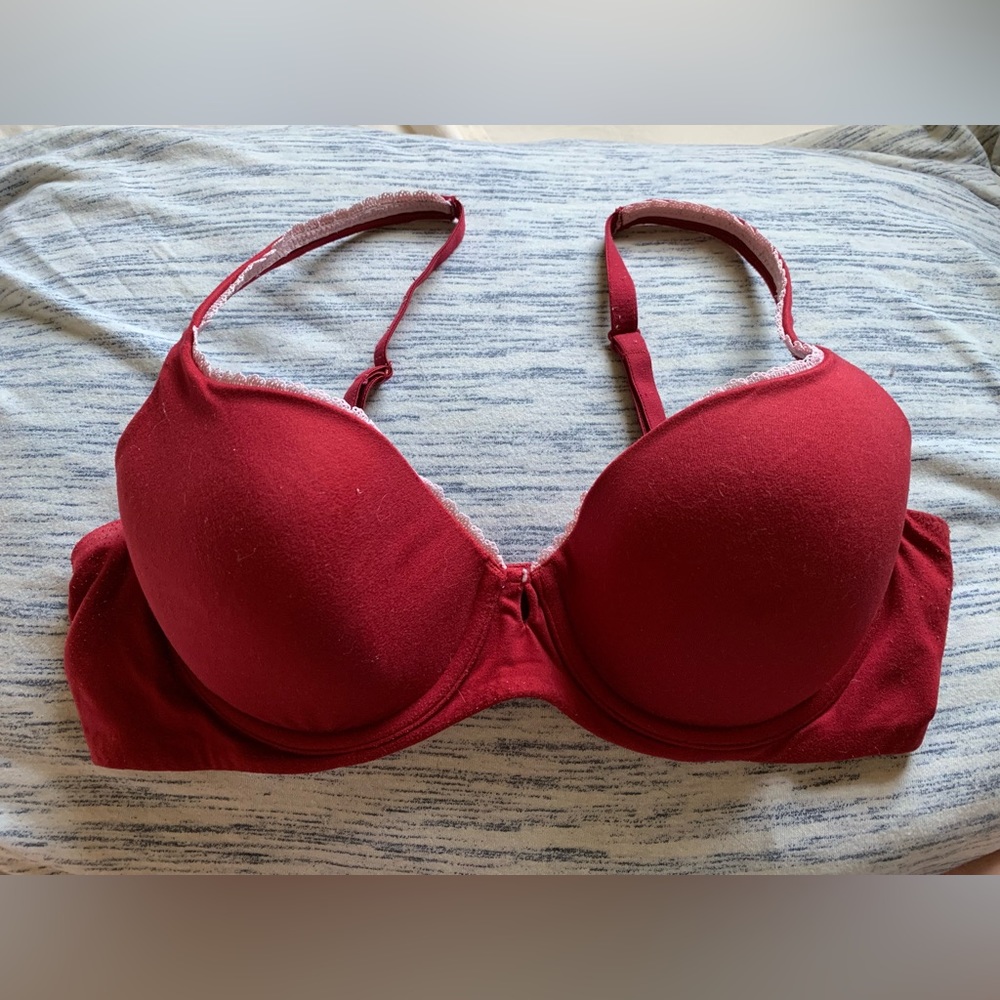 Victoria’s Secret: Body by Victoria Lined Demi Bra